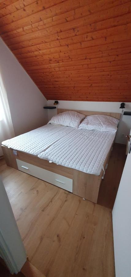 Forrest Apartman Gyenesdiás Екстериор снимка