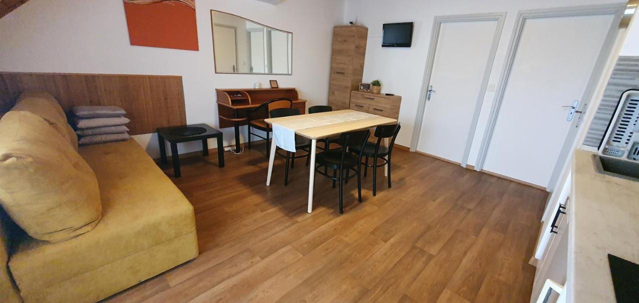 Forrest Apartman Gyenesdiás Екстериор снимка